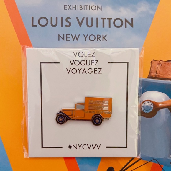 Louis Vuitton Exhibition Volez Voguez Voyagez Pin - Picture 2 of 3